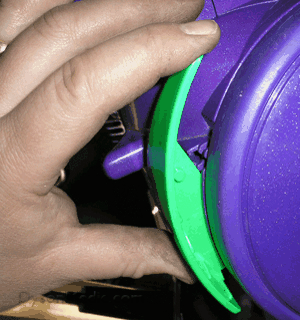 Mend Dyson cylinder vacuum cleaner